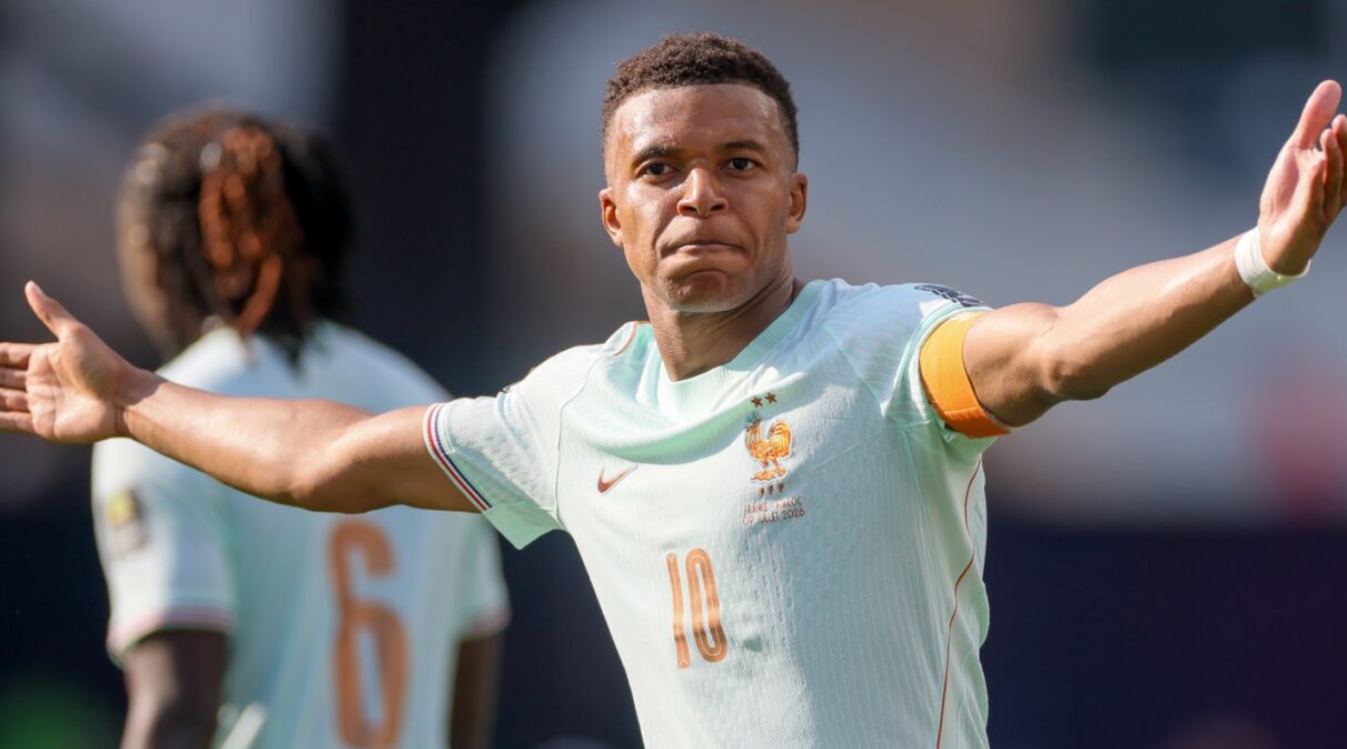 France Eliminates Morocco 2-0, Mbappe Sets a Record and Les Bleus Qualifies for the Semifinals